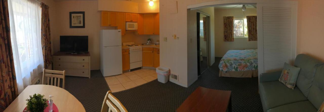 Carlton House Motel And Suites St. Pete Beach Extérieur photo
