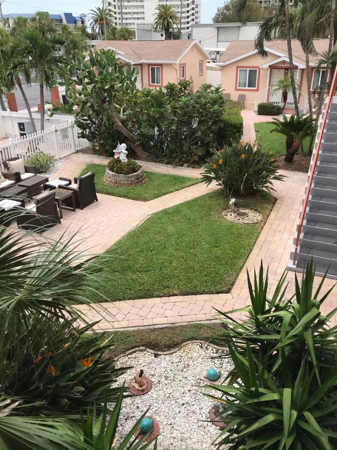 Carlton House Motel And Suites St. Pete Beach Extérieur photo