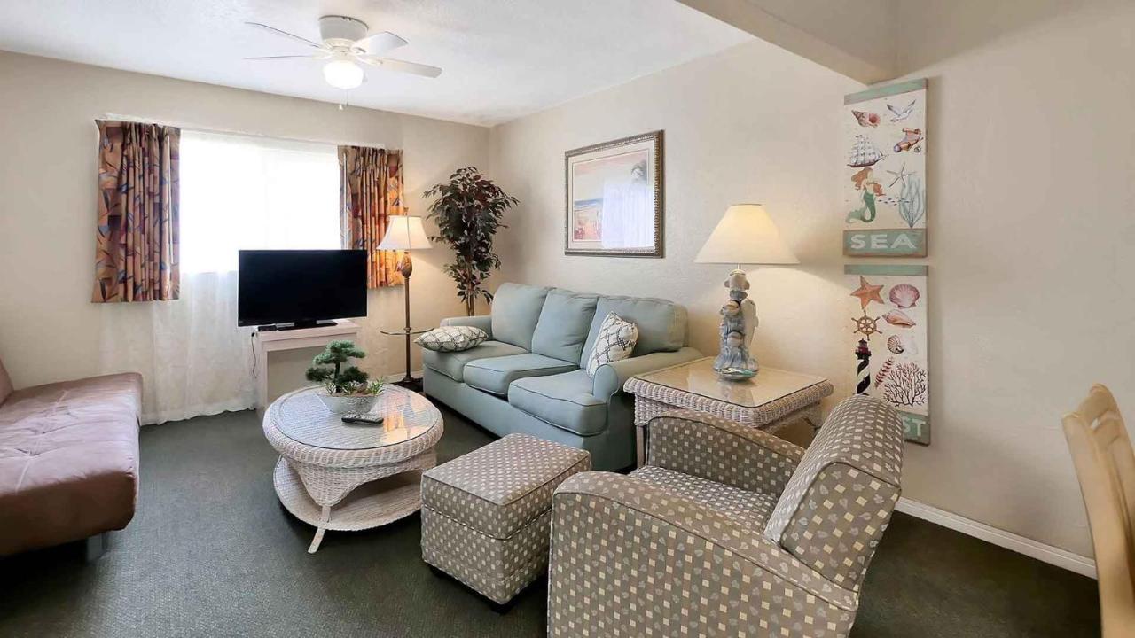 Carlton House Motel And Suites St. Pete Beach Extérieur photo