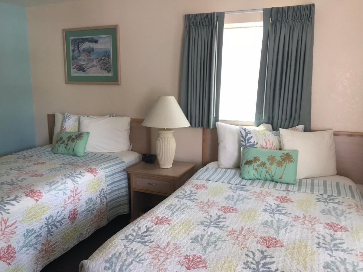 Carlton House Motel And Suites St. Pete Beach Extérieur photo